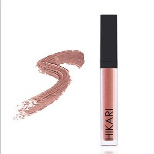 Nwt Hikari Metallic gloss - Tender Heart- NUDE